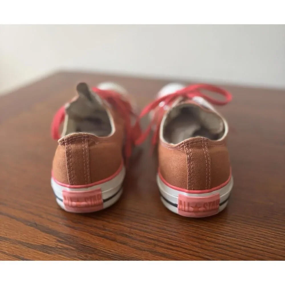 Converse Chuck Taylor All Star Sneakers Women’s Size 6 Coral Pink Low Top